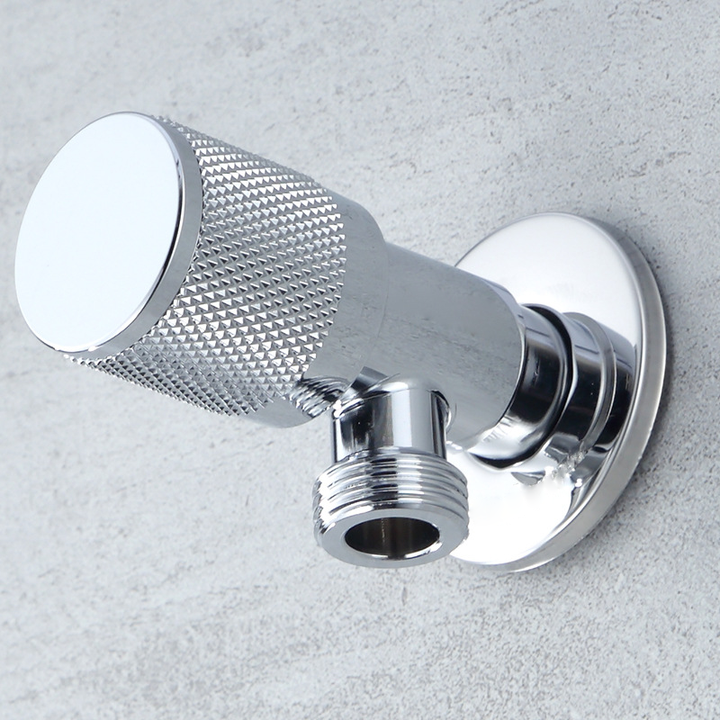 نصب شیر پیسوار روی دیوار سرویس بهداشتی