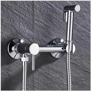 شیر توالت HD-129 نصب شده کنار کاسه توالت