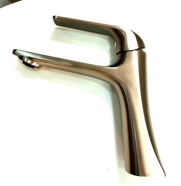 نمای نزدیک کارتریج سرامیکی ضد نشت شیر پریمیوم HS107