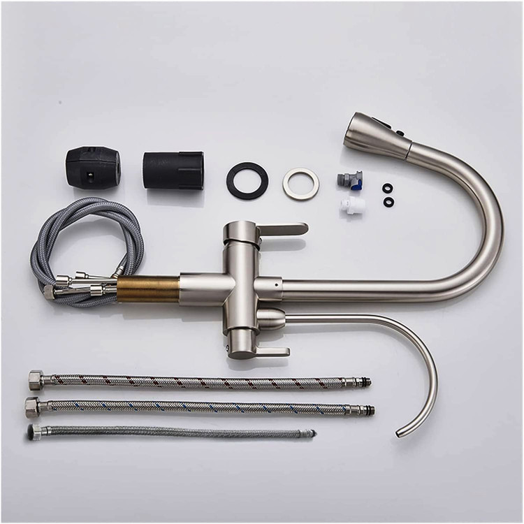 شیر آشپزخانه PIKG با شلنگ شاوری