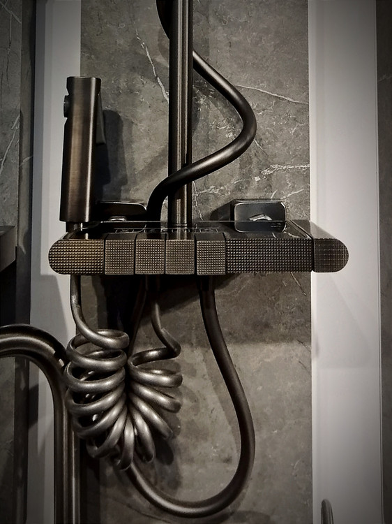 دوش پیانویی مدرن هوادیائو با طراحی لوکس