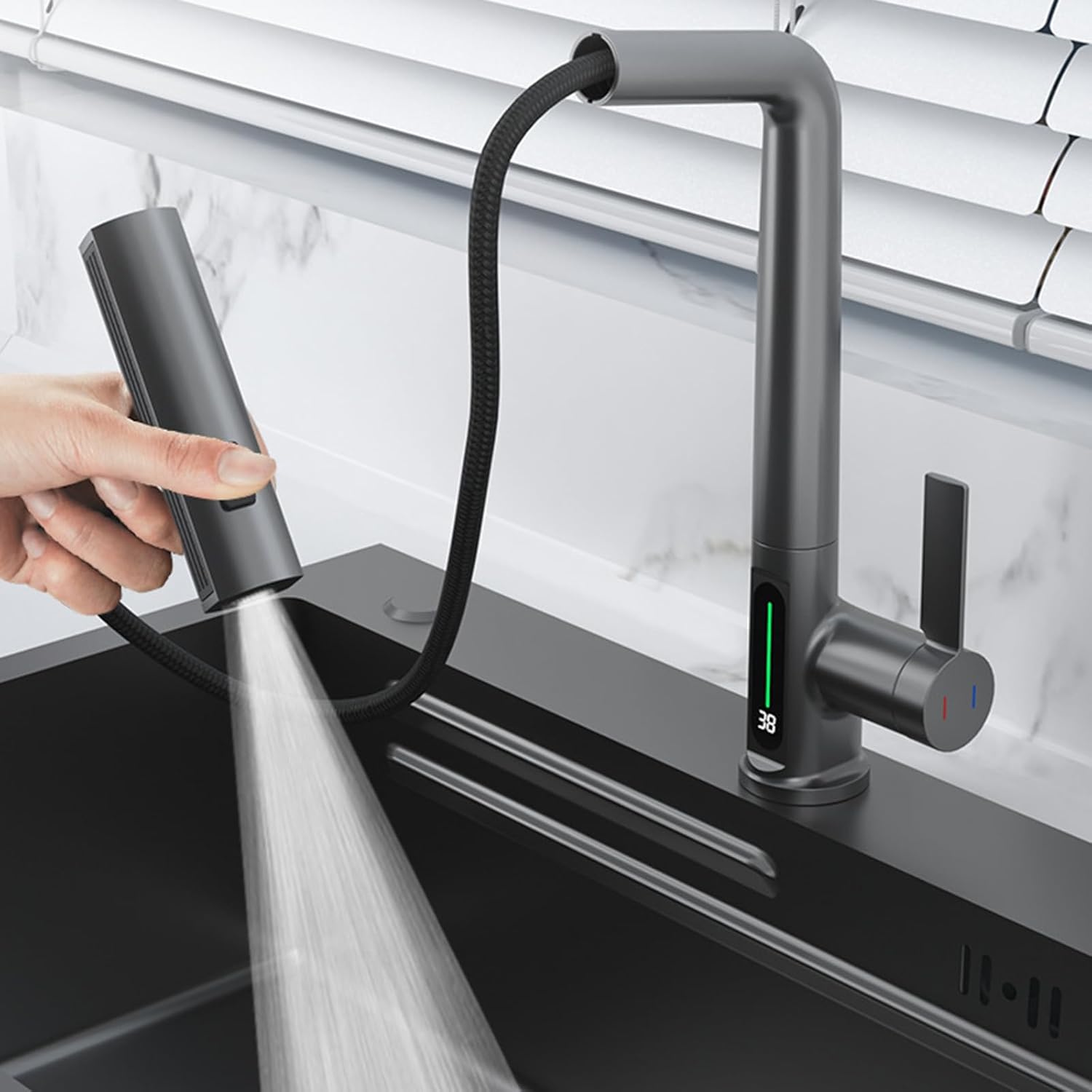 شیر ظرفشویی لمس‌دار با آبکاری براق