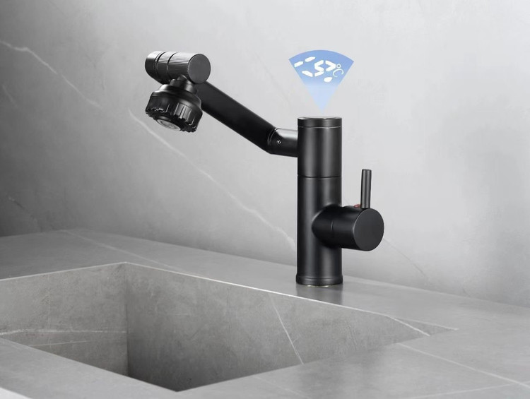 تصویر شیر روشویی ۳۶۰ درجه با نمایشگر دما