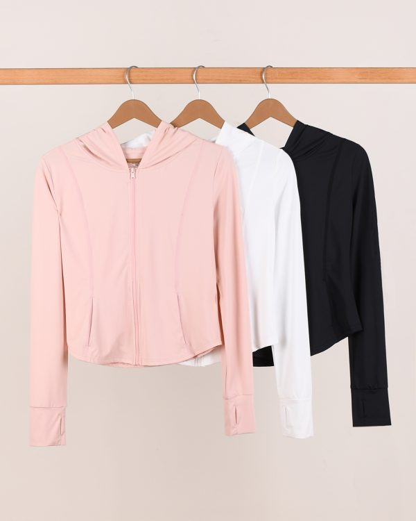 لباس زنانه سبک و تنفسپذیر برای ورزش و فضای باز