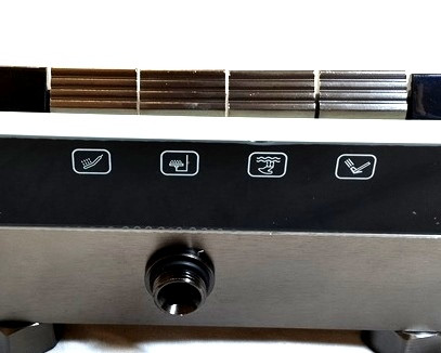 کنترل پیانویی دوش حمام هوشمند